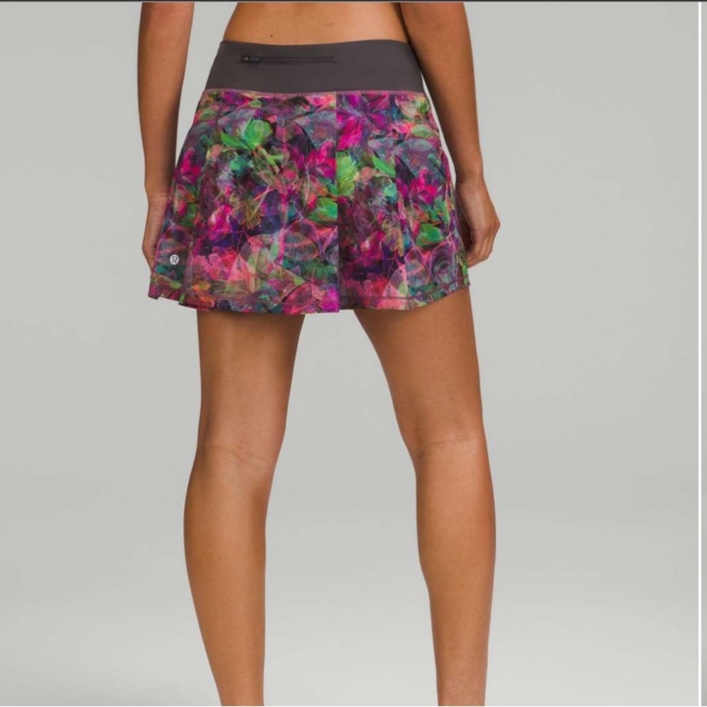 Lululemon Pace Rival Mid-Rise Skirt Vivid Floral Tone Multi Size 6